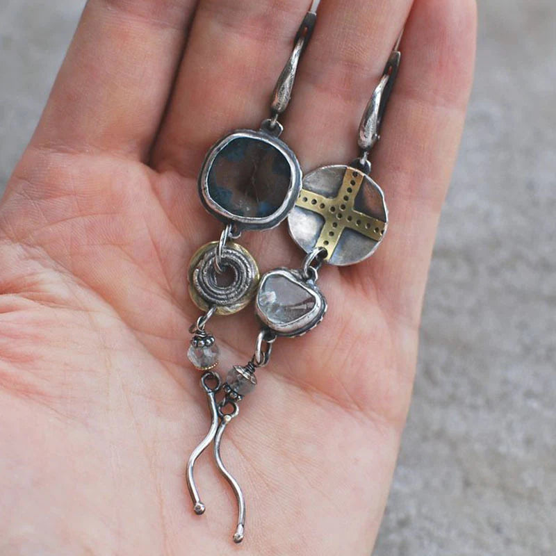 Cercei ‘Antici’ cu Pietre Albastre și Cruce