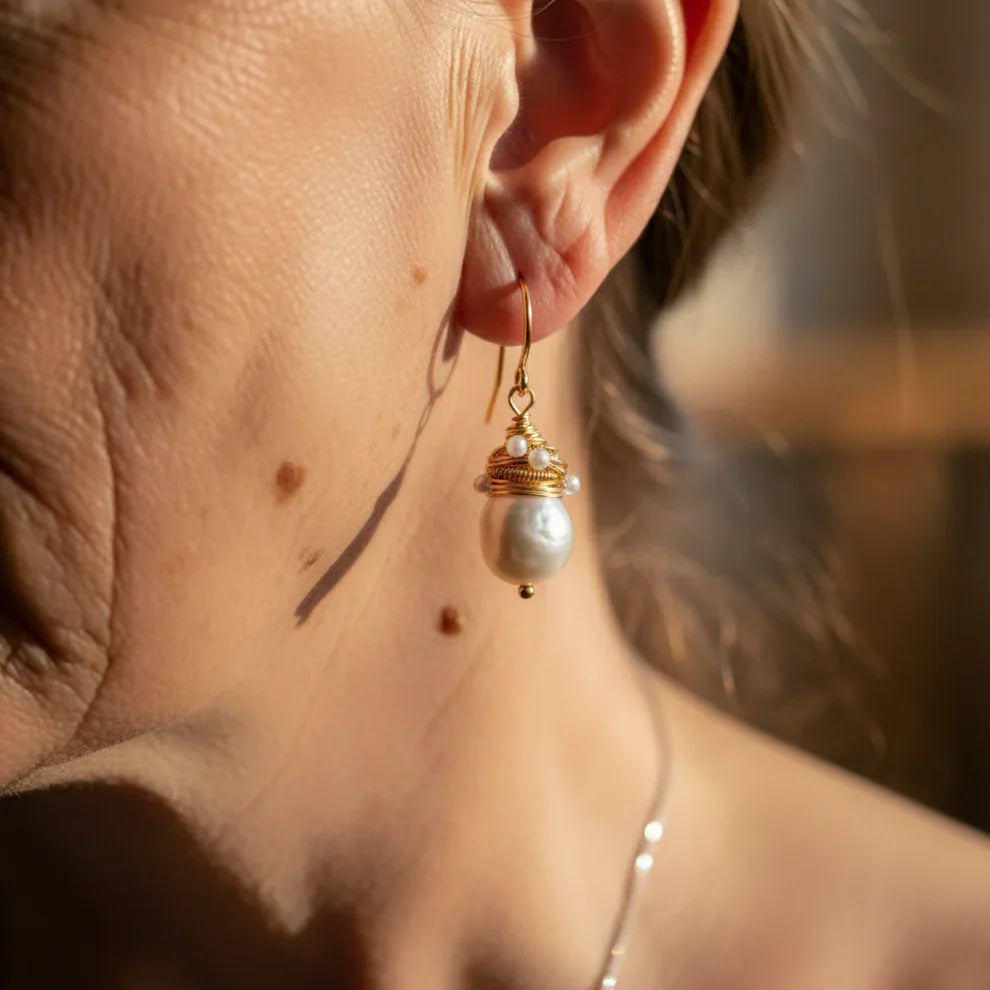 Cercei Vintage din Perle cu Fire Aurii