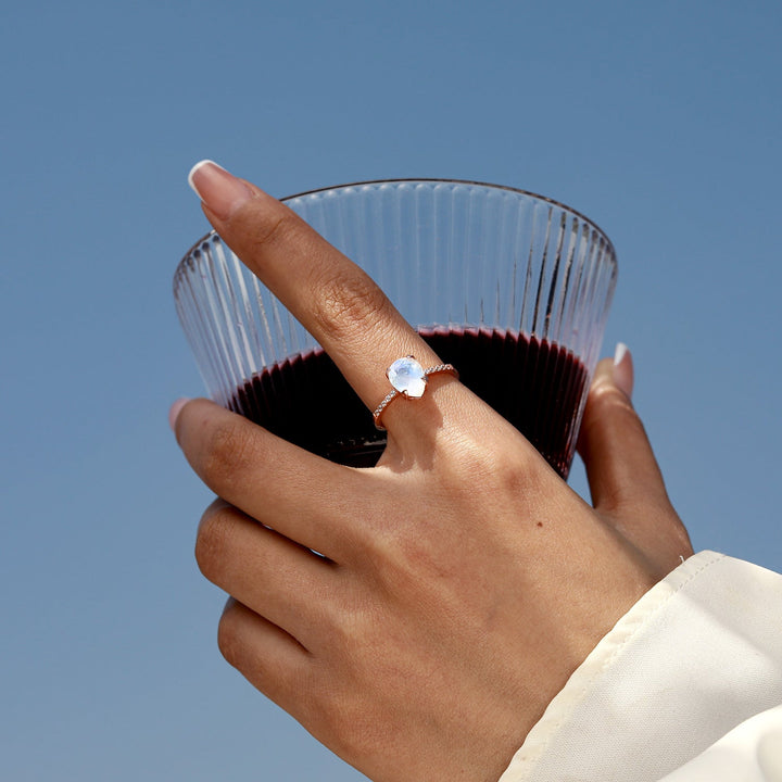 Inel Bianca cu Piatră Lunară