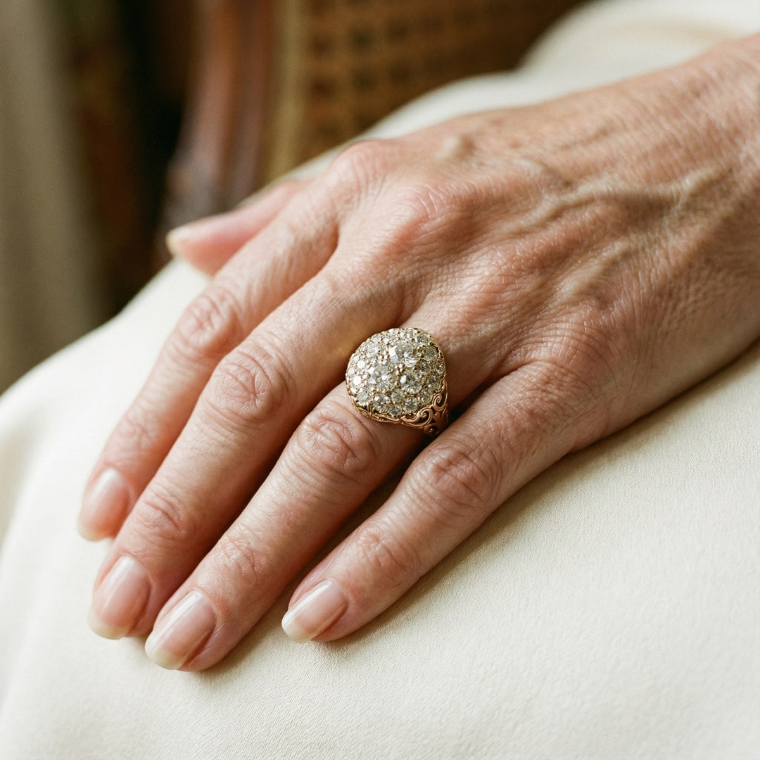 Inel Vintage Rotund Auriu cu Diamant