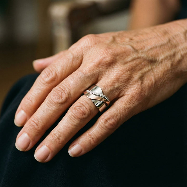 Inel vintage din aur roz și argint cu zirconiu