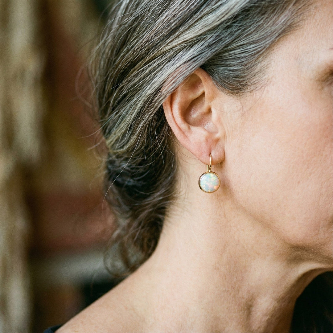 Cercei Vintage din Aur cu Piatră de Opal