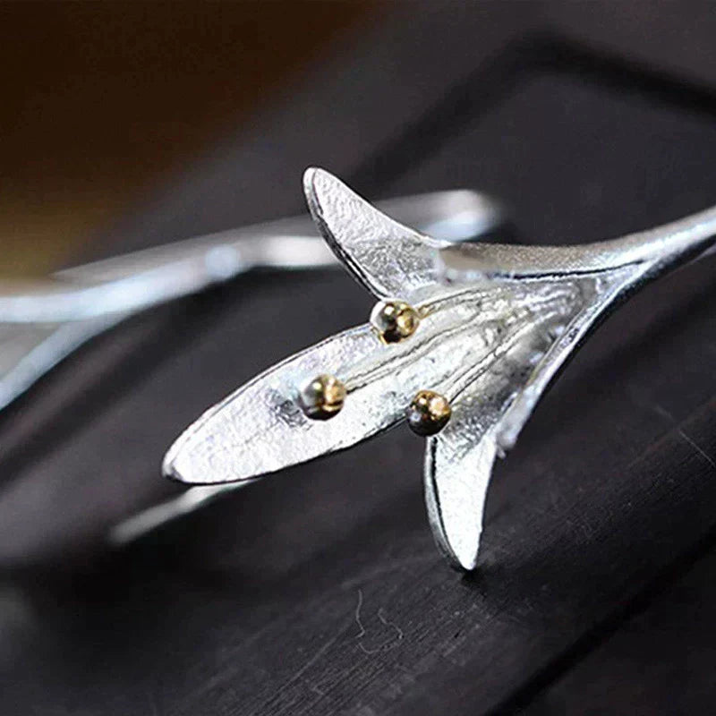 Cercei cu Floare din Argint