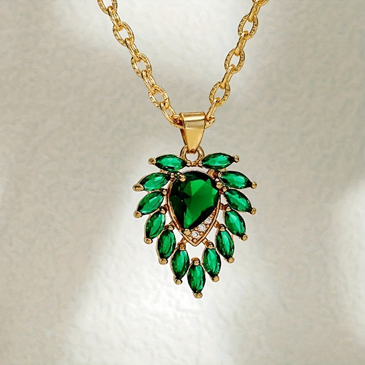 Colier Matilde Inimă de Smarald