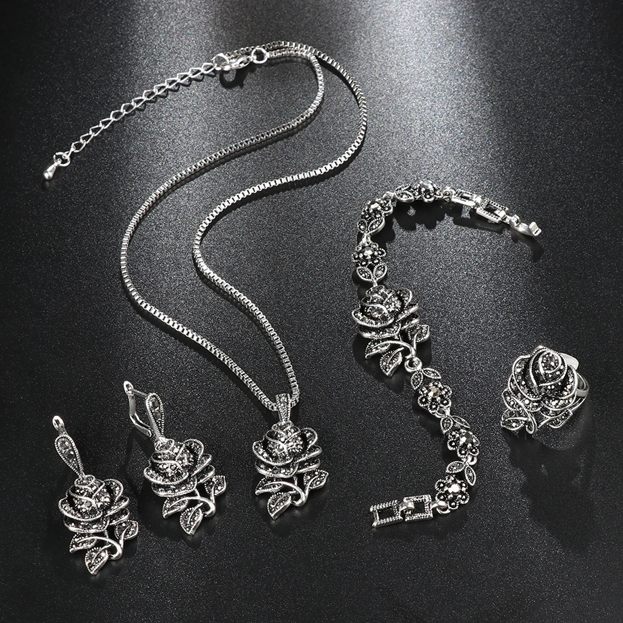 Conjunto Elegant din Argint cu Zirconii